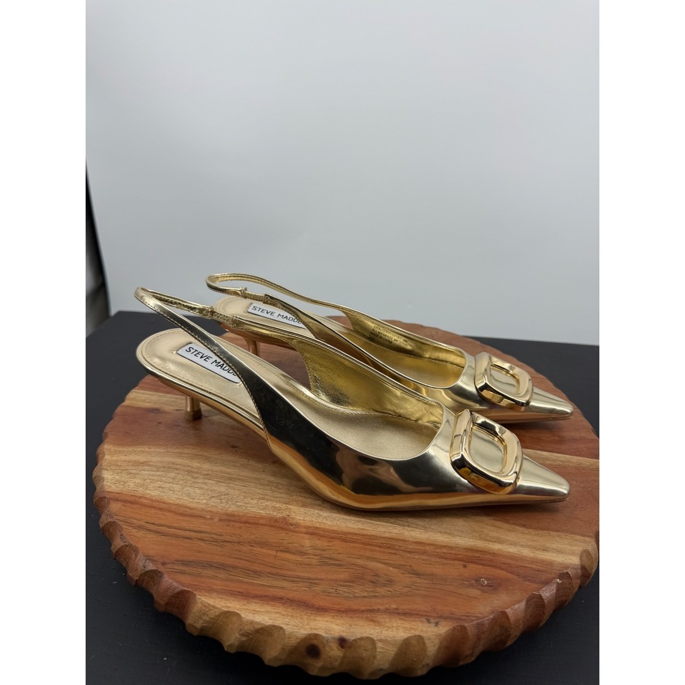 Steve Madden Kravis Slingback Pump Women 9M Gold Metallic Buckle Pointed Toe